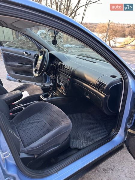 Седан Volkswagen Passat 1998 в Жашкове