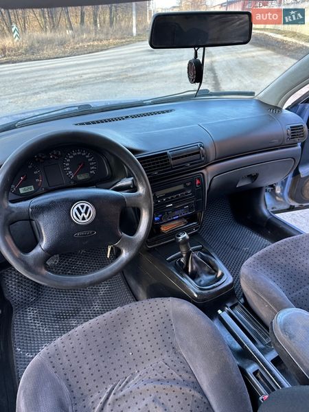 Седан Volkswagen Passat 1998 в Жашкове
