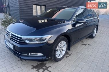 Універсал Volkswagen Passat 2017 в Снятині