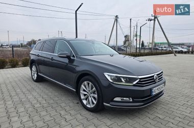 Універсал Volkswagen Passat 2017 в Хусті