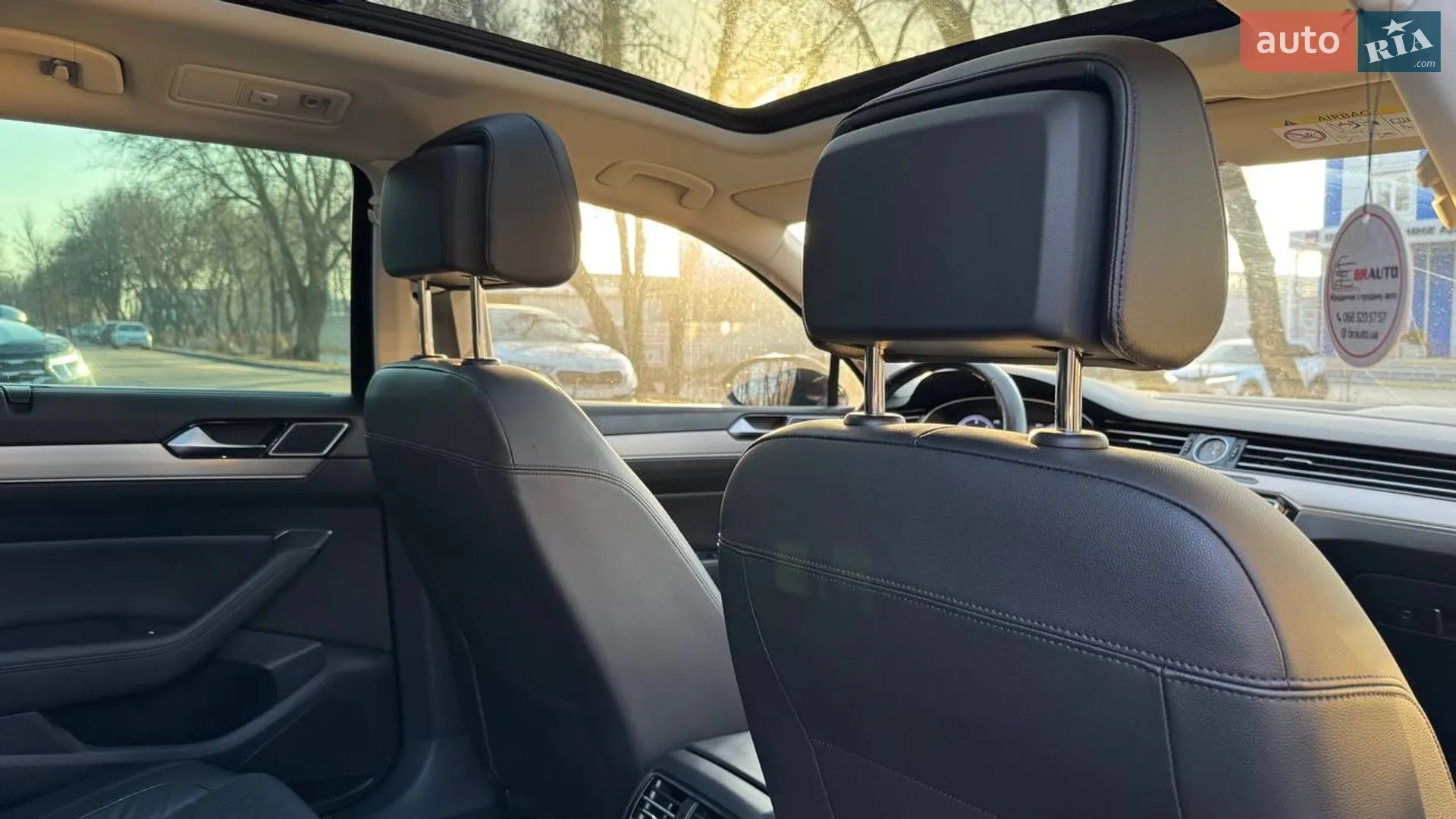 2016 Volkswagen Passat - мініатюра 25