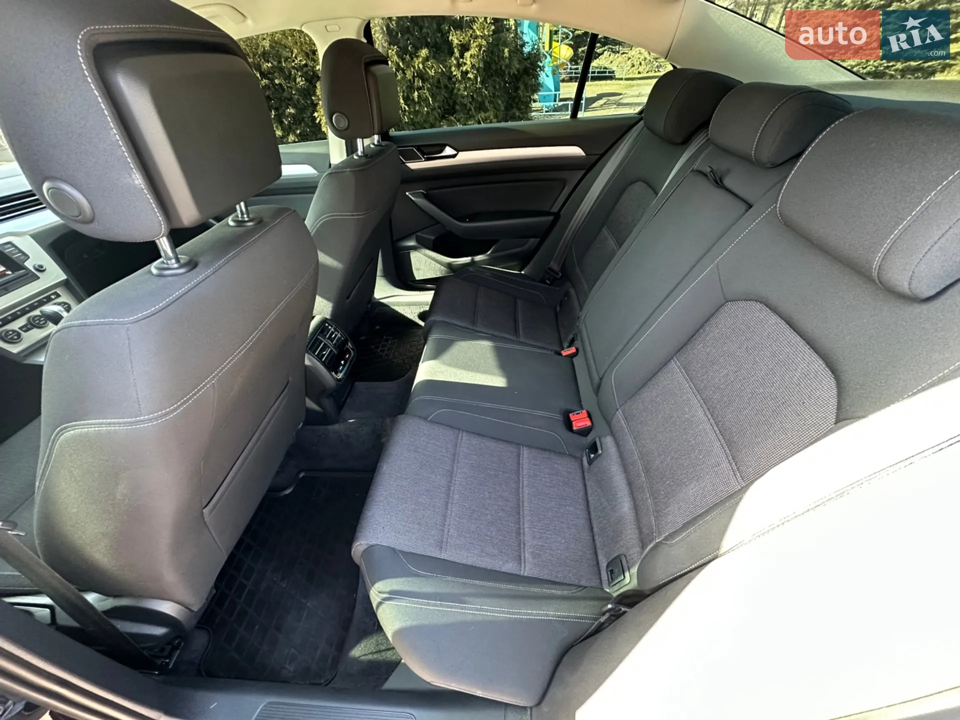 2015 Volkswagen Passat - мініатюра 21