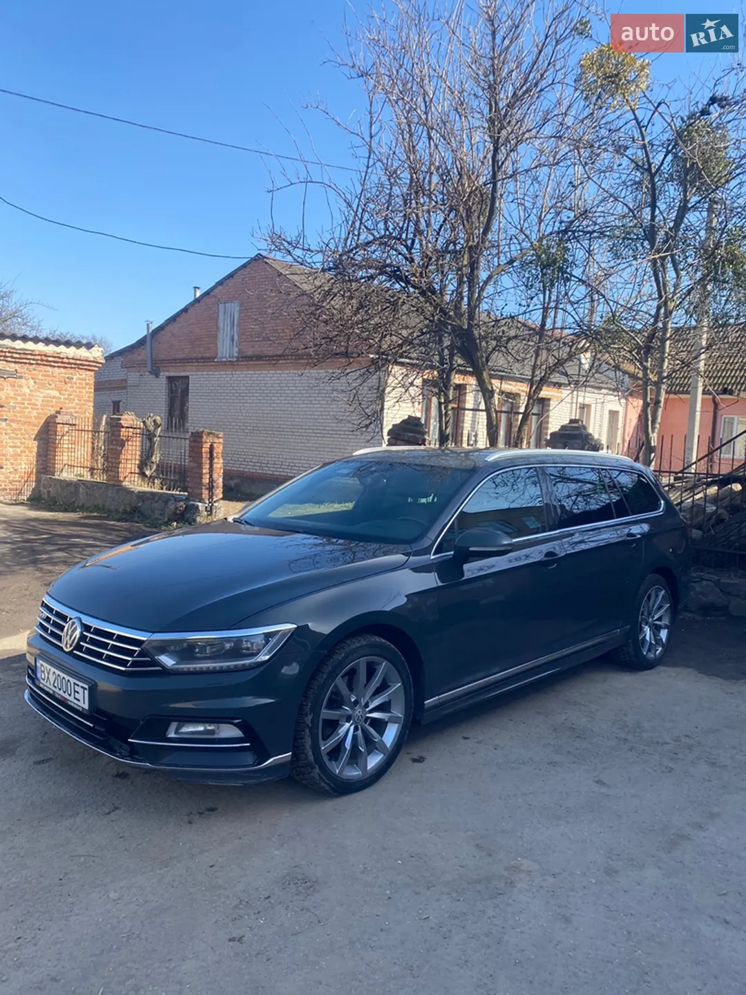 2019 Volkswagen Passat - мініатюра 2