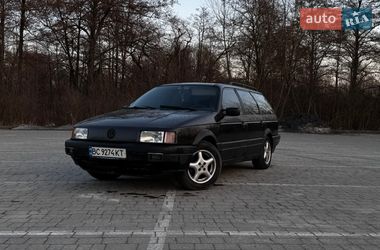 Універсал Volkswagen Passat 1990 в Львові