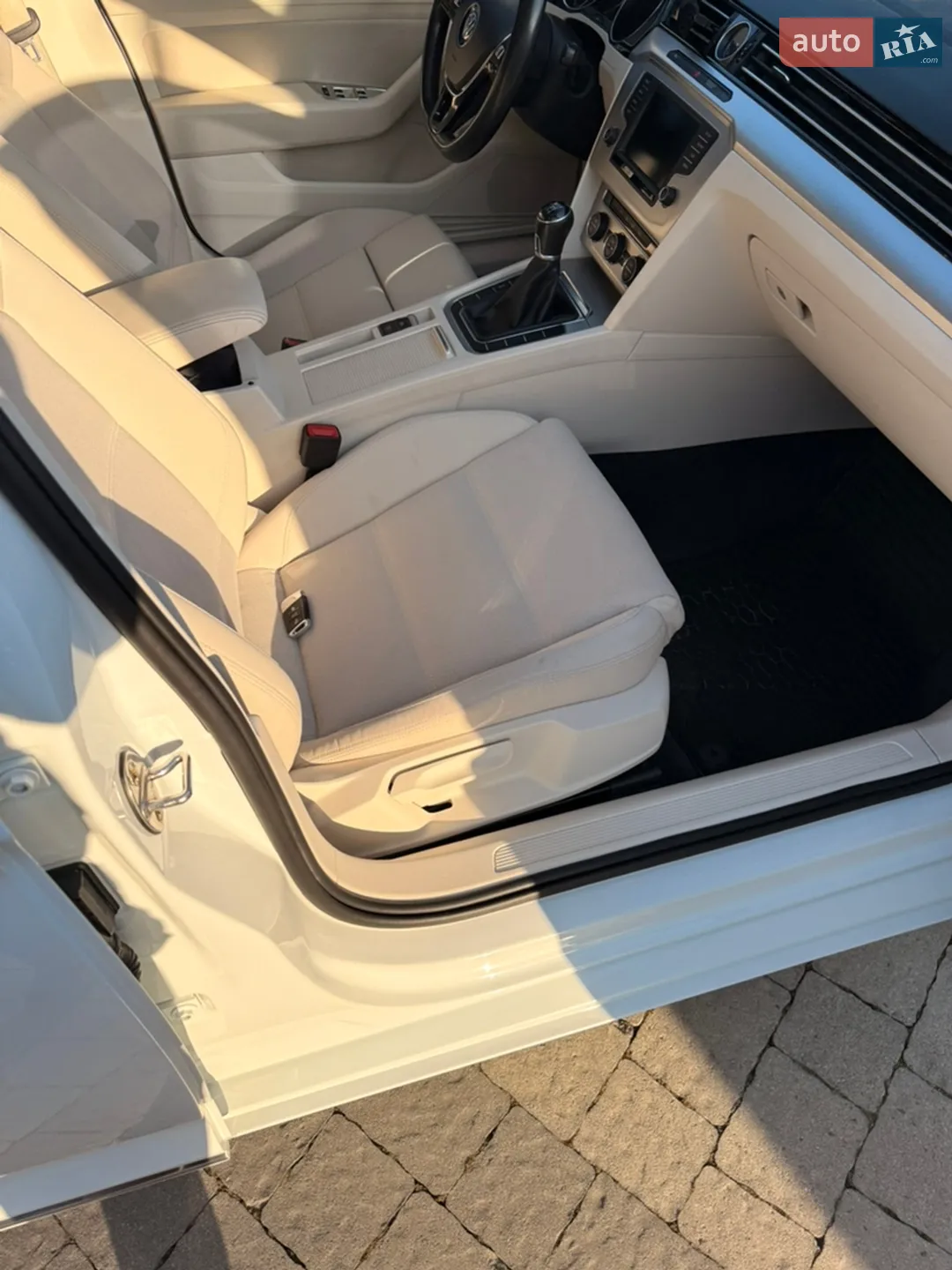 2016 Volkswagen Passat - мініатюра 72