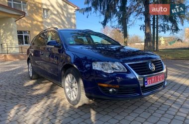 Універсал Volkswagen Passat 2009 в Луцьку