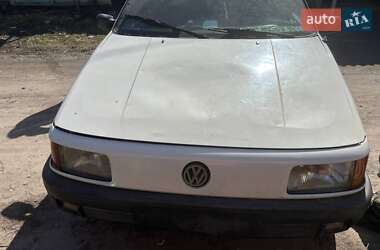 Седан Volkswagen Passat 1992 в Новомосковске