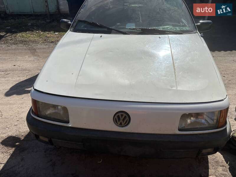 Volkswagen Passat 1992