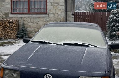 Седан Volkswagen Passat 1992 в Збаражі