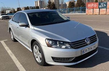 Седан Volkswagen Passat 2014 в Черкасах
