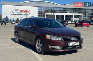 Седан Volkswagen Passat 2012 в Киеве