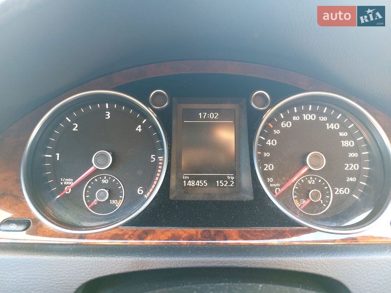 Седан Volkswagen Passat 2010 в Киеве