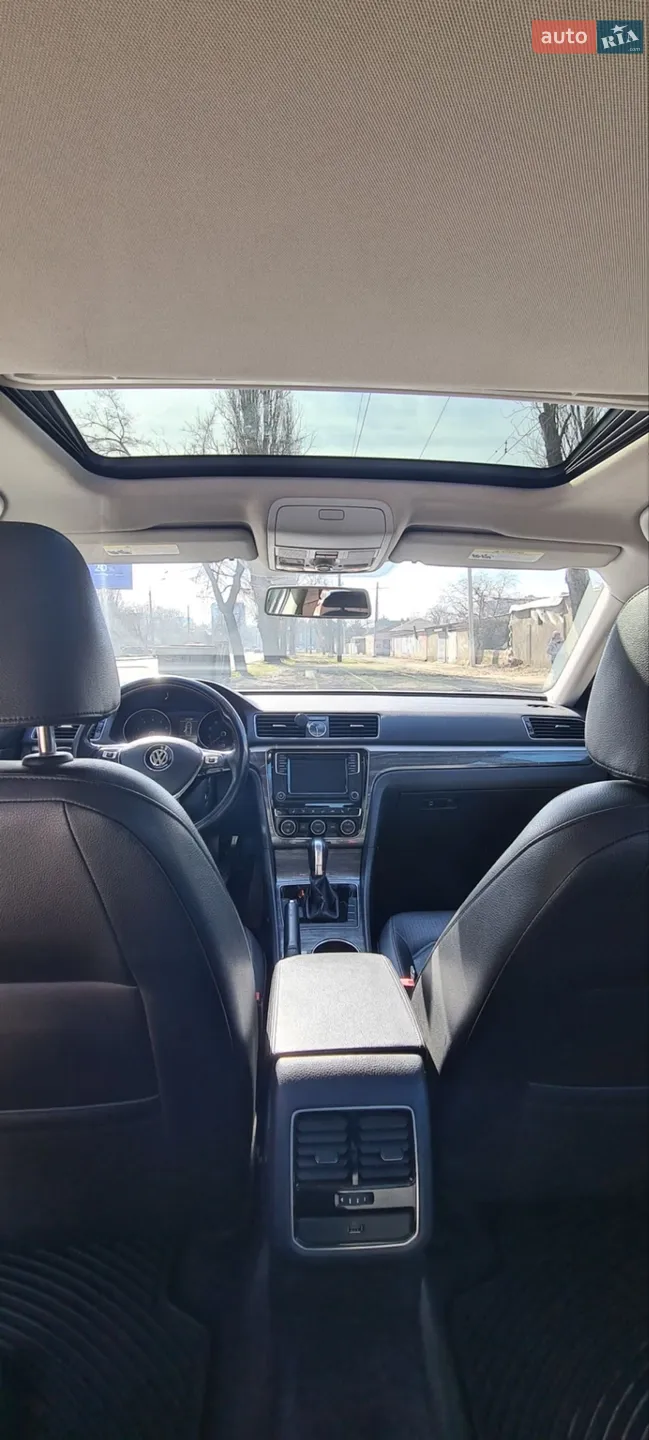2016 Volkswagen Passat - мініатюра 12
