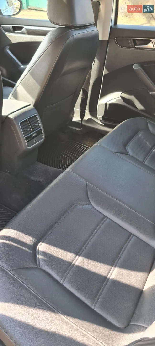 2016 Volkswagen Passat - мініатюра 17