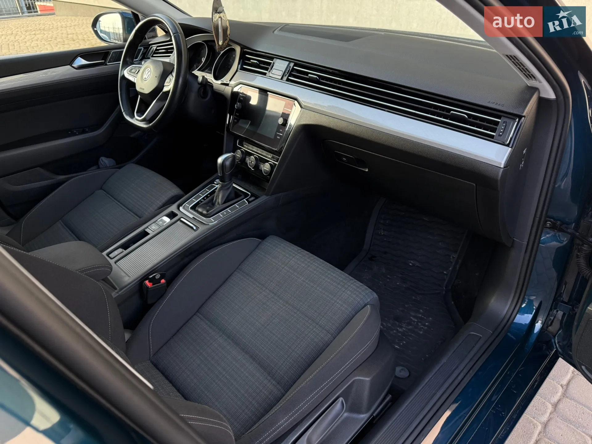 2019 Volkswagen Passat - мініатюра 39