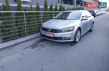 Седан Volkswagen Passat 2016 в Львові