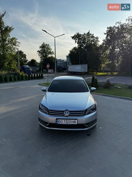 Volkswagen Passat 2012