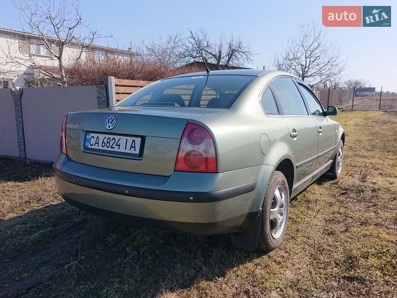 Седан Volkswagen Passat 2001 в Черкассах