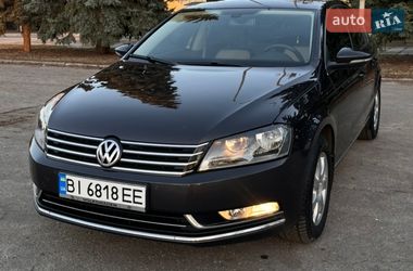 Седан Volkswagen Passat 2011 в Лозовій