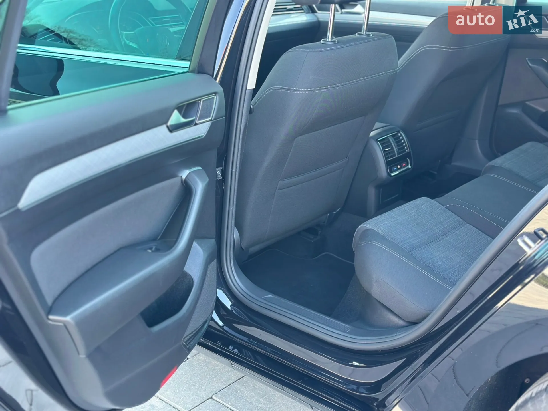 2020 Volkswagen Passat - мініатюра 16