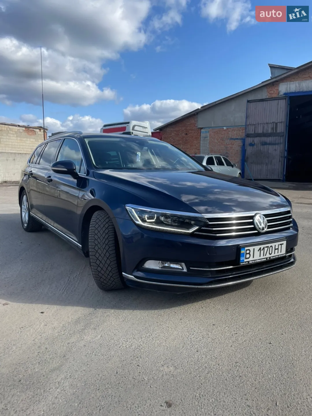 2016 Volkswagen Passat - мініатюра 3