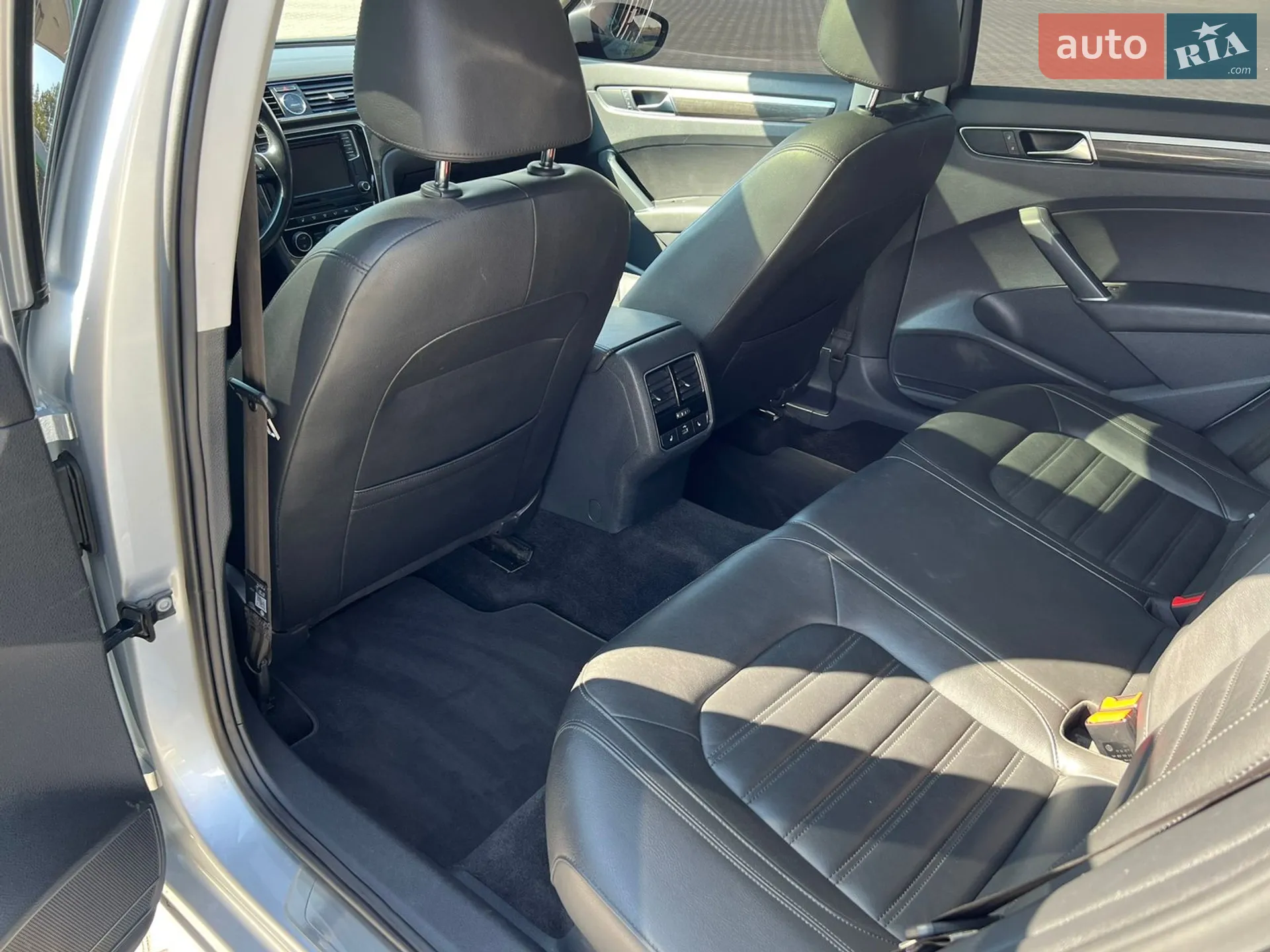 2017 Volkswagen Passat - мініатюра 15