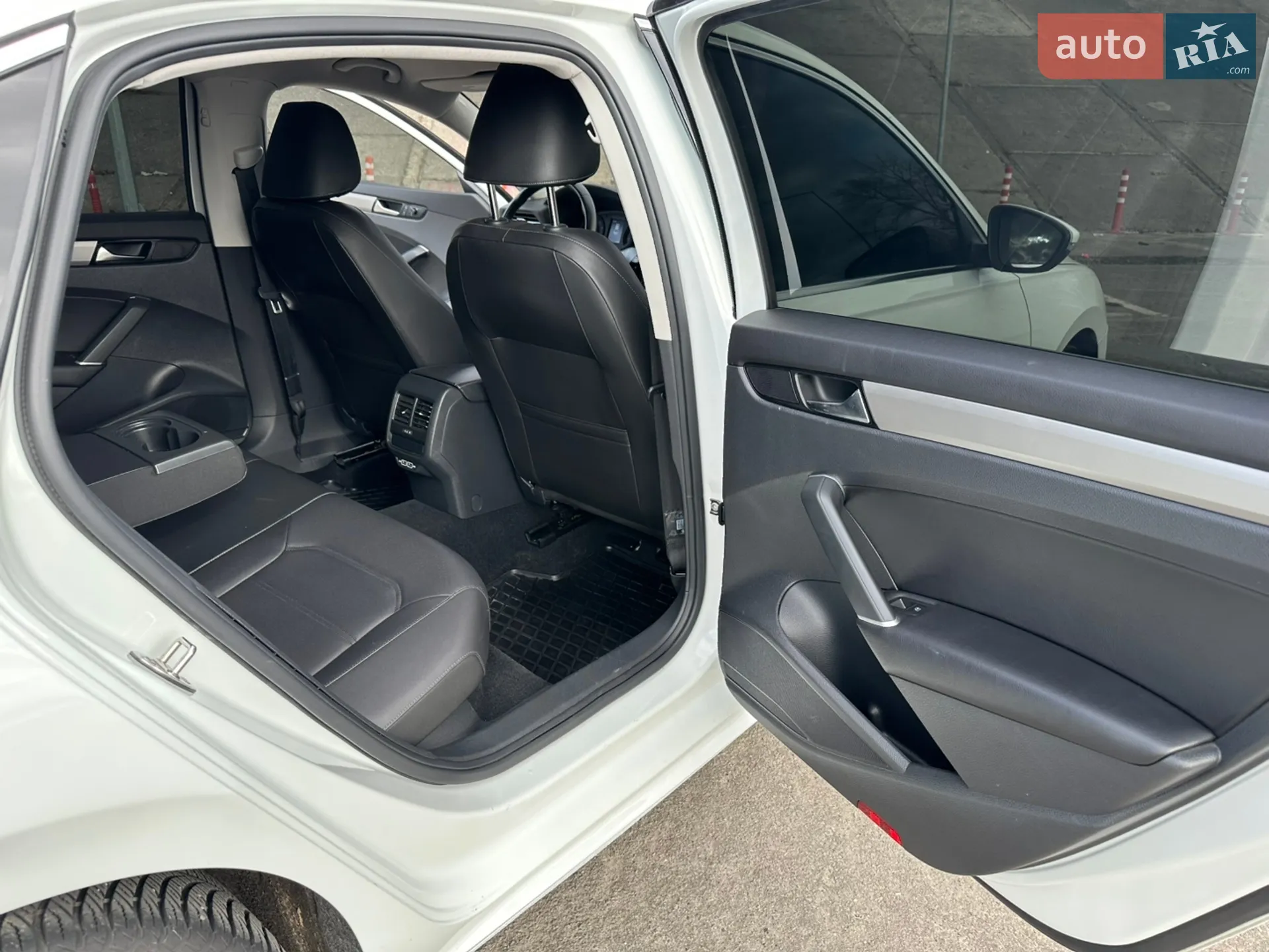 2020 Volkswagen Passat - мініатюра 32