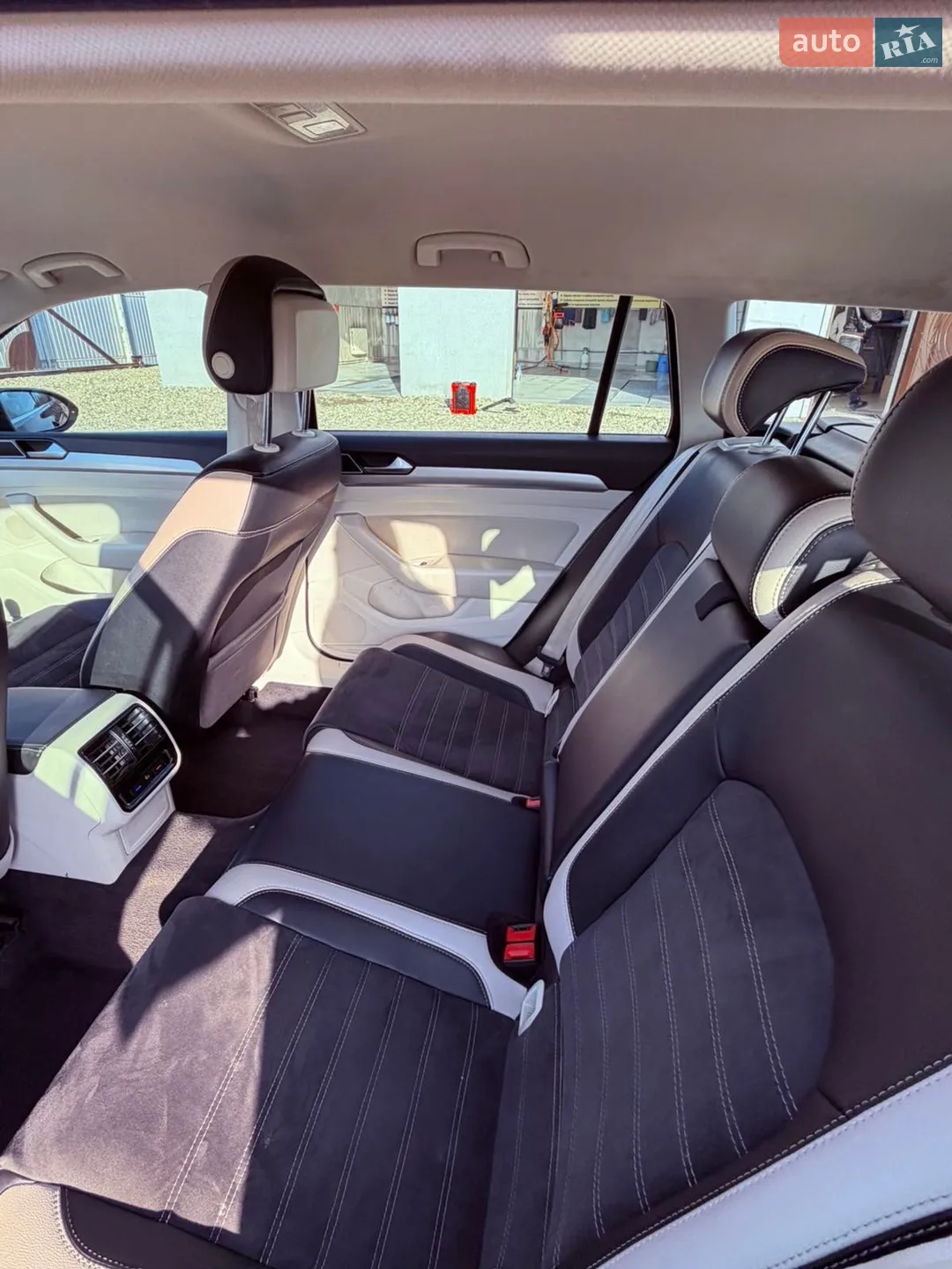 2017 Volkswagen Passat - мініатюра 9