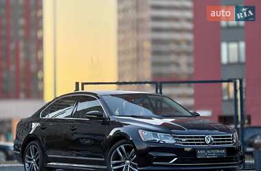 Седан Volkswagen Passat 2017 в Киеве