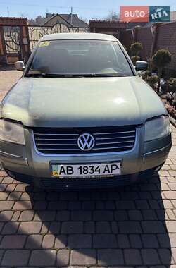 Седан Volkswagen Passat 2003 в Василькові