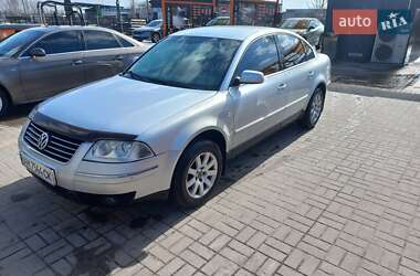 Седан Volkswagen Passat 2003 в Буче
