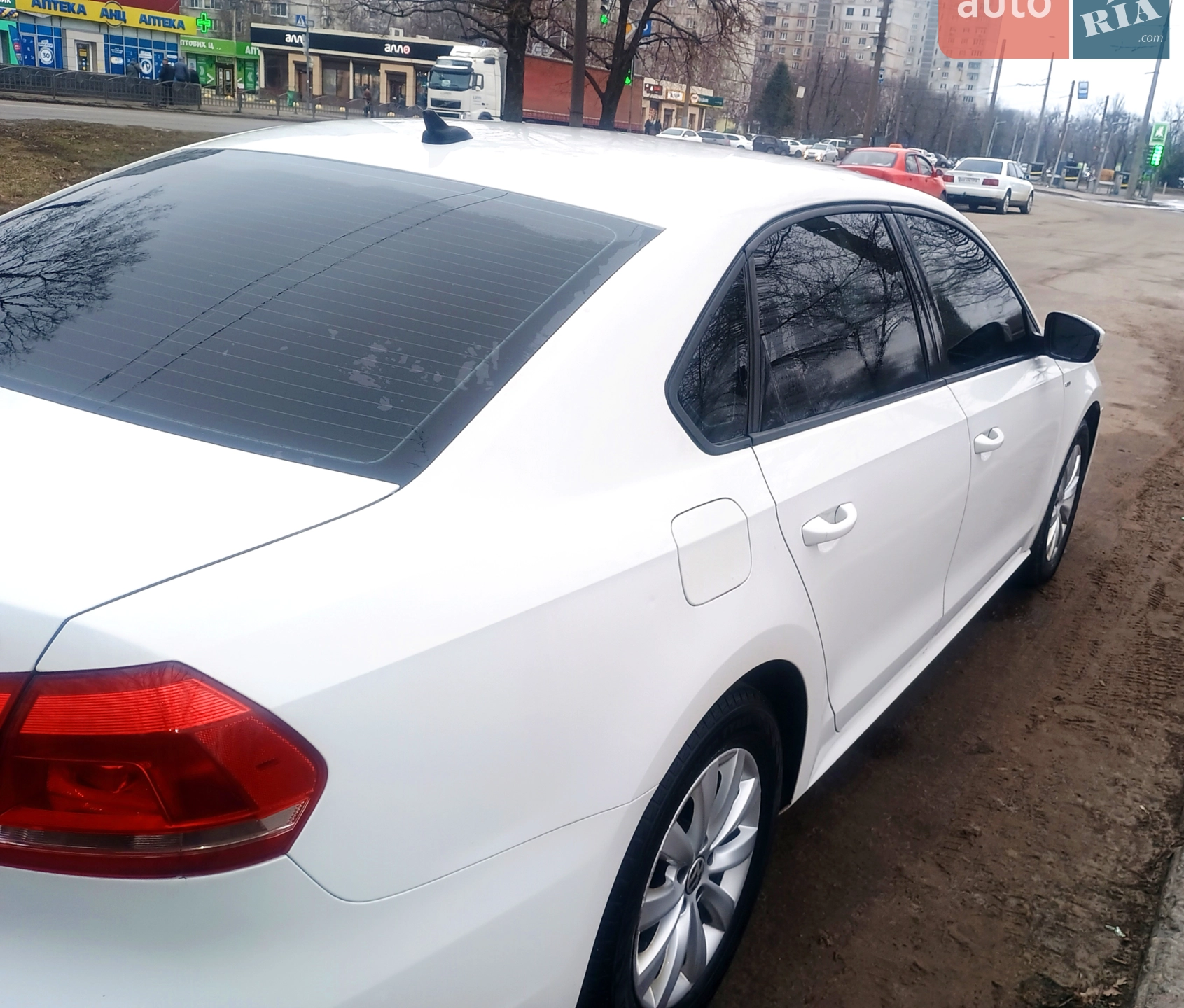 2014 Volkswagen Passat - мініатюра 2