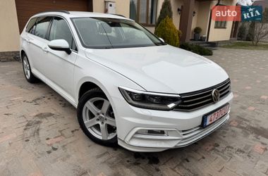 Универсал Volkswagen Passat 2016 в Житомире