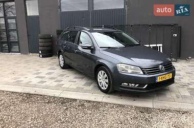 Универсал Volkswagen Passat 2012 в Ивано-Франковске