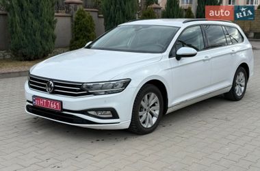 Универсал Volkswagen Passat 2020 в Луцке
