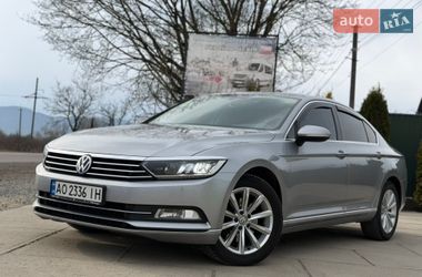 Седан Volkswagen Passat 2019 в Хусті