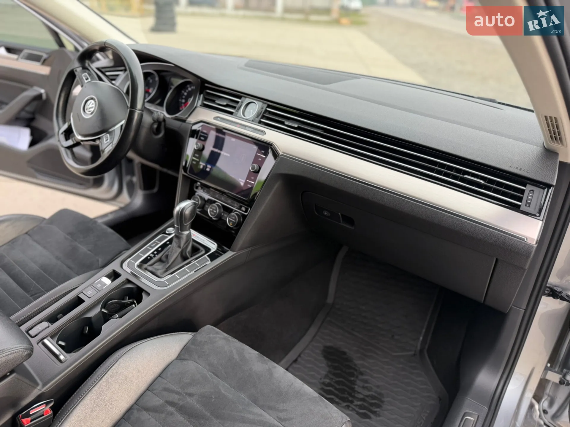 2019 Volkswagen Passat - мініатюра 13
