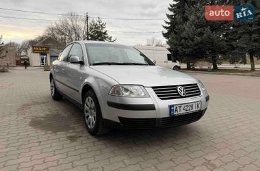 Седан Volkswagen Passat 2002 в Ивано-Франковске