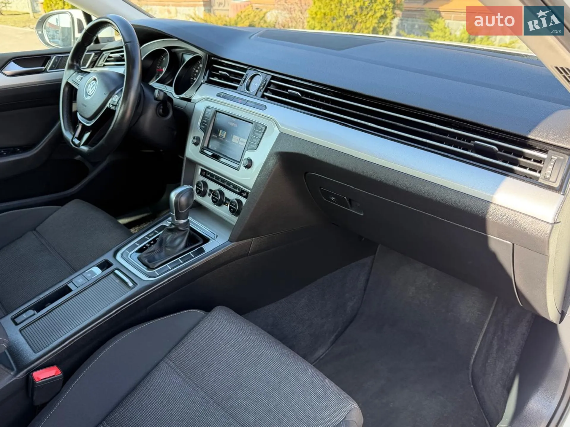2016 Volkswagen Passat - мініатюра 21