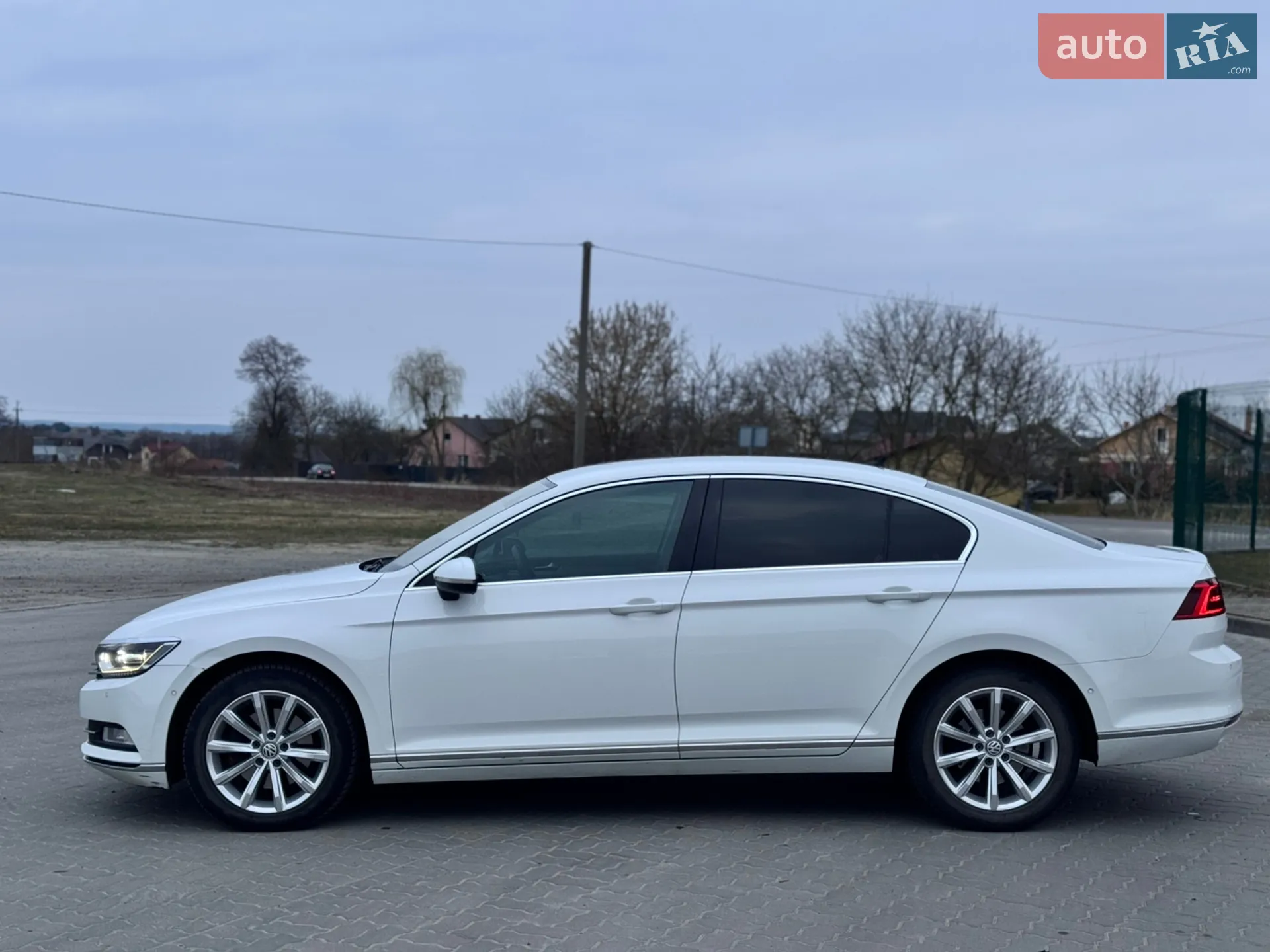 2015 Volkswagen Passat - мініатюра 4