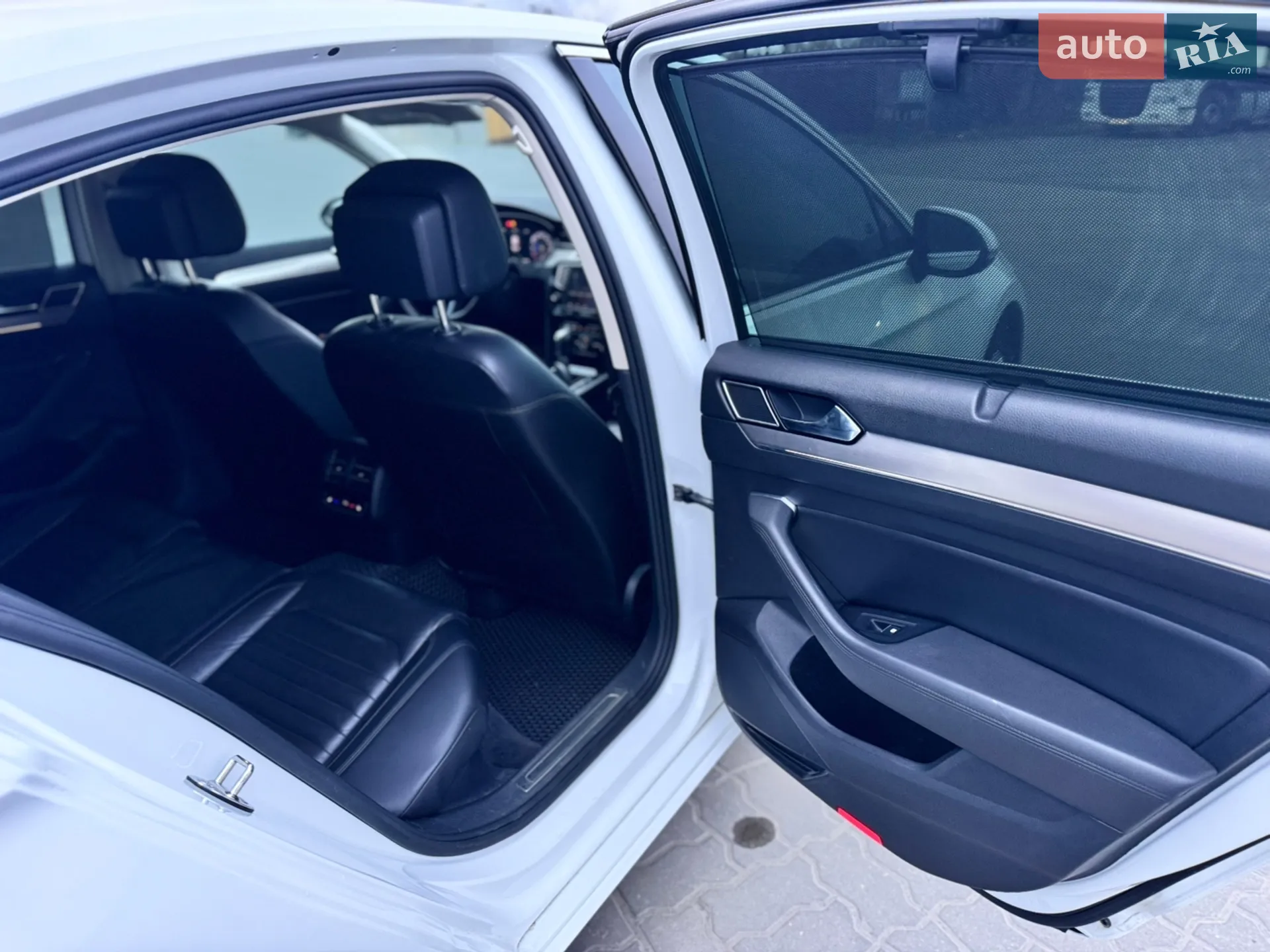2015 Volkswagen Passat - мініатюра 33