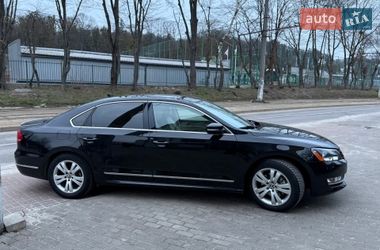 Седан Volkswagen Passat 2015 в Львове
