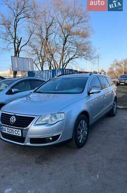 Універсал Volkswagen Passat 2009 в Кропивницькому