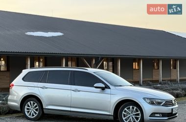 Универсал Volkswagen Passat 2015 в Львове