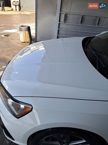 Седан Volkswagen Passat 2016 в Киеве