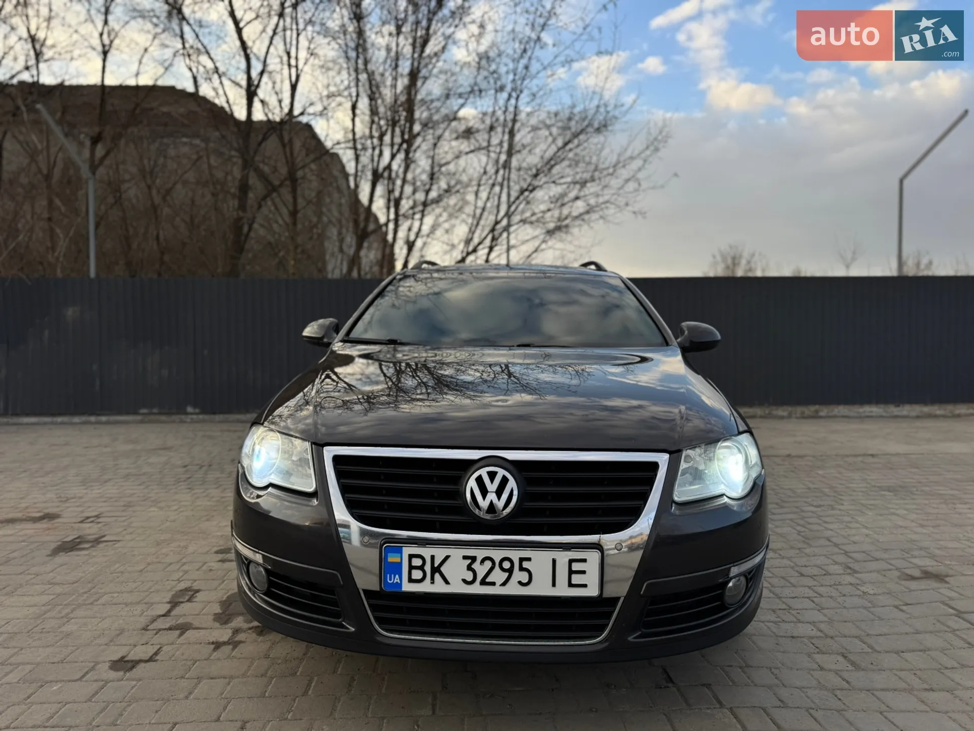 2010 Volkswagen Passat - мініатюра 28