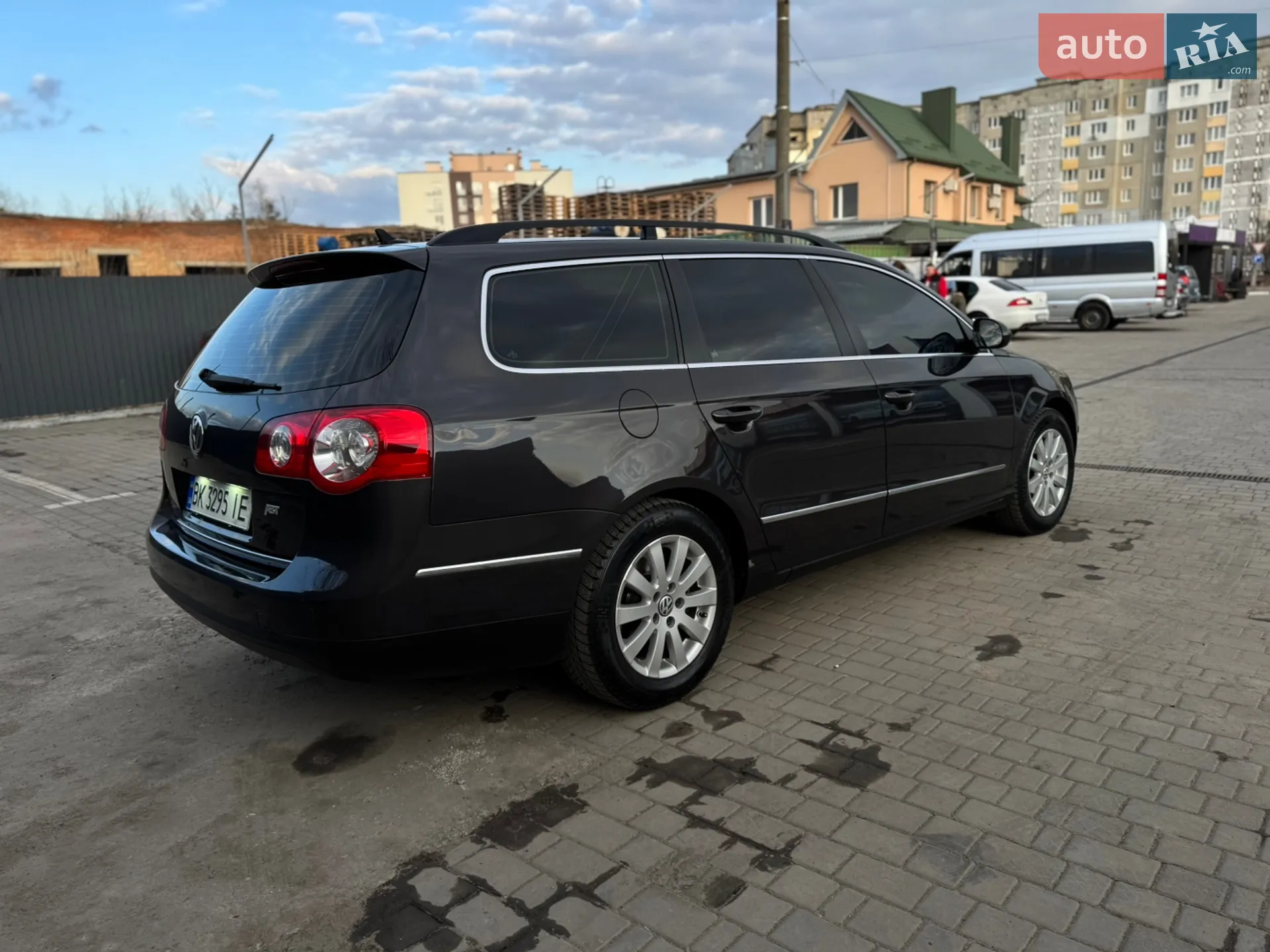 2010 Volkswagen Passat - мініатюра 20