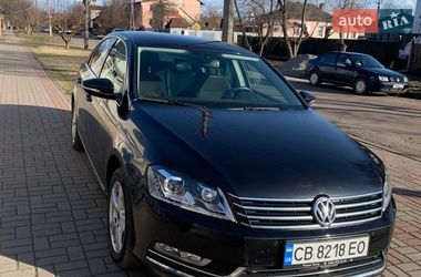 Седан Volkswagen Passat 2012 в Чернигове
