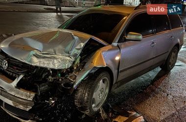 Универсал Volkswagen Passat 1997 в Харькове