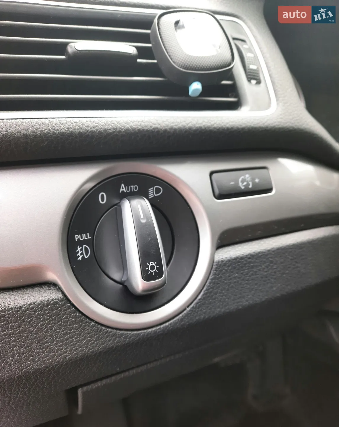 2015 Volkswagen Passat - мініатюра 13